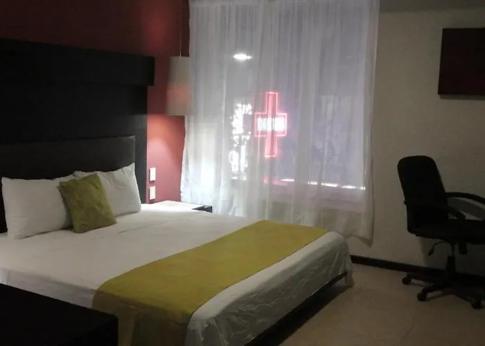 The Blvd Hotel - 5Th Ave 4*