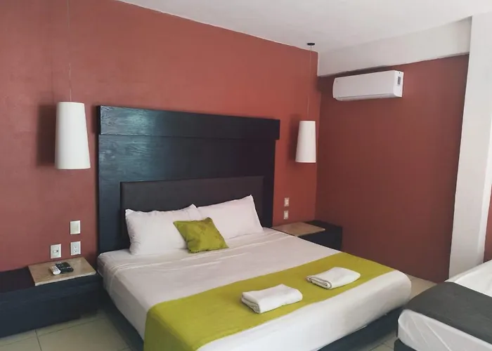 The Blvd Hotel - 5Th Ave 4*